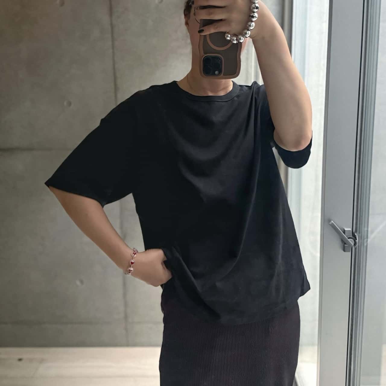 本日終了\P3倍/ カップ付き Tシャツ オーバーサイズ 5分袖 半袖 特許取得 ゆったり ブラトップ 盛れる 育乳 ノンワイヤー ブラ内蔵 トップス 大きいサイズ 締め付けない 楽 快適 伸縮性 バストケア レディース バンビウォーター 夏